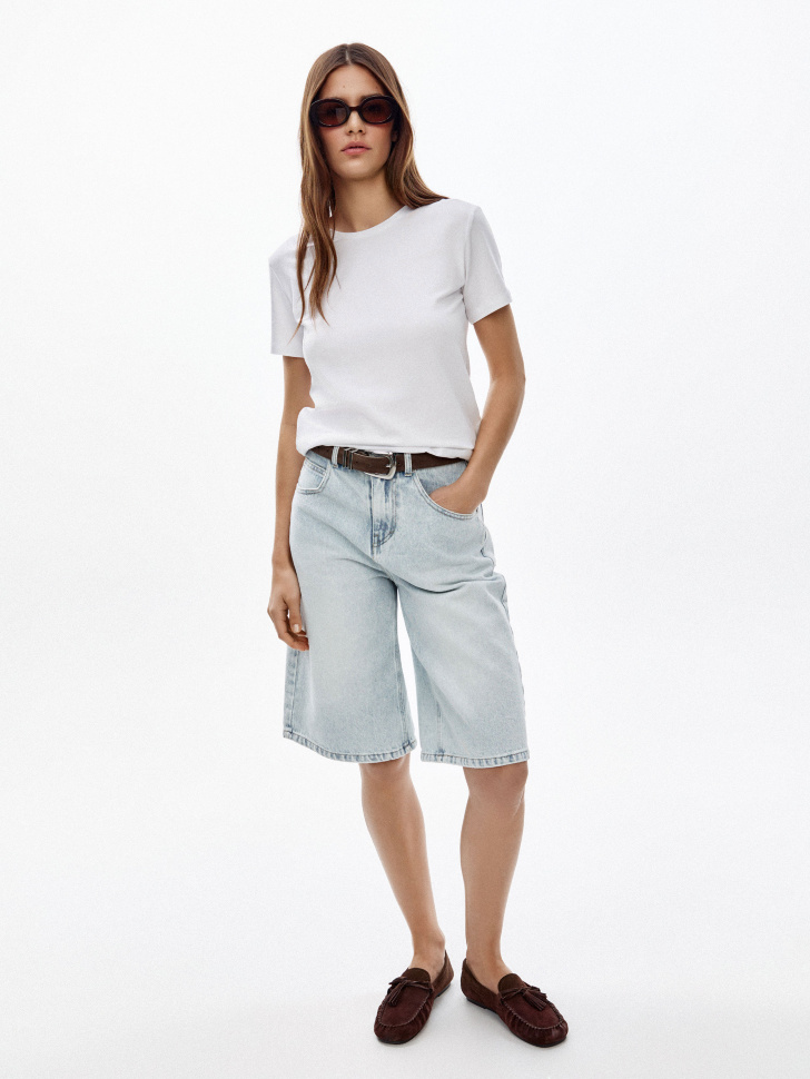 футболка женская от бренда sela вид слева