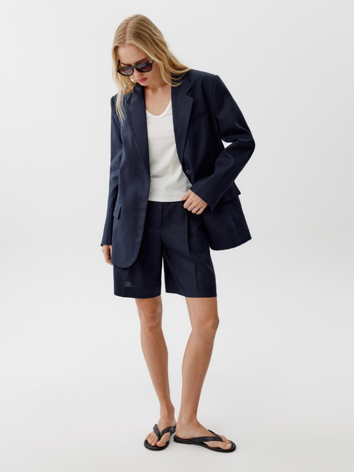 однобортный оверсайз жакет из льна от бренда sela вид слева