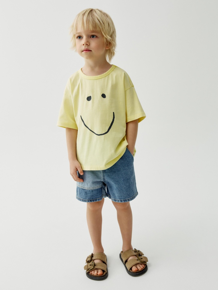 футболка с принтом для мальчиков от бренда sela вид слева