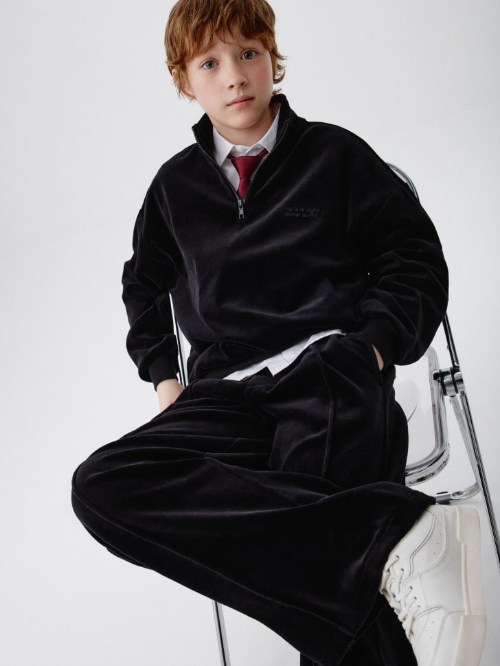 велюровый свитшот с вышивкой для мальчиков 4680798745954 в интернет магазине