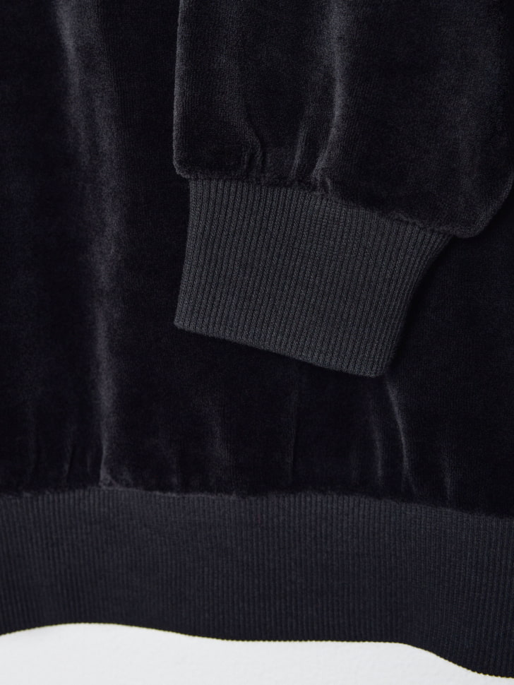 велюровый свитшот с вышивкой для мальчиков 4680798745954 на официальном сайте