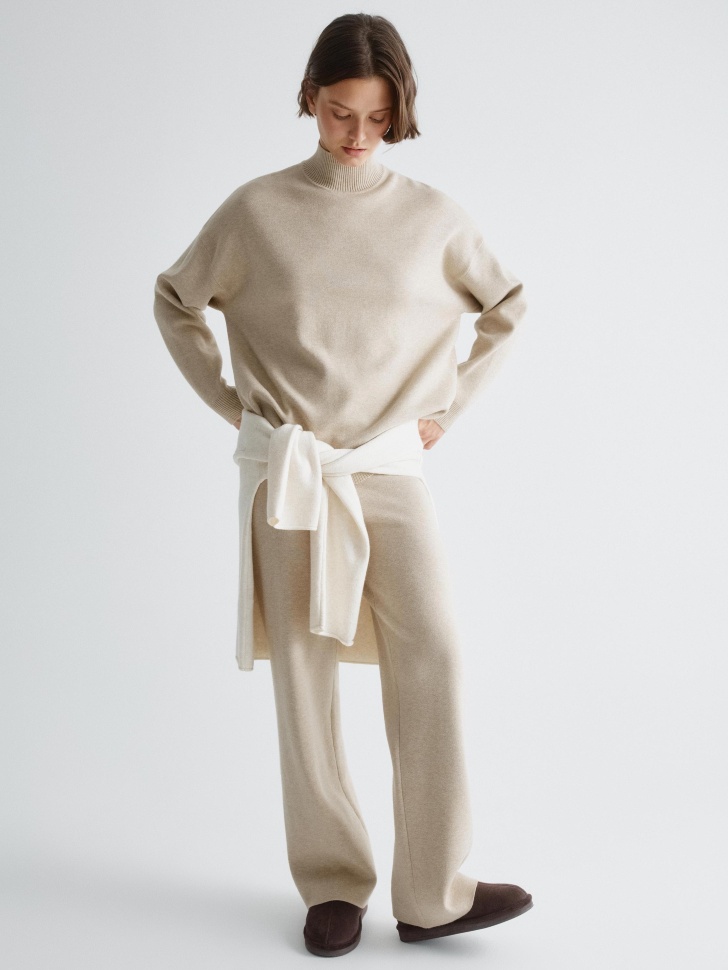 свитер с воротником-стойкой 4610517305718 по акции