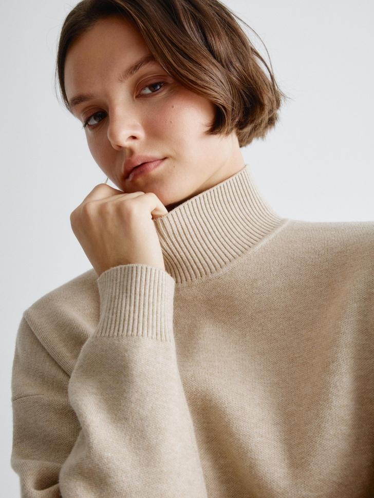 свитер с воротником-стойкой 4610517305718 в интернет магазине