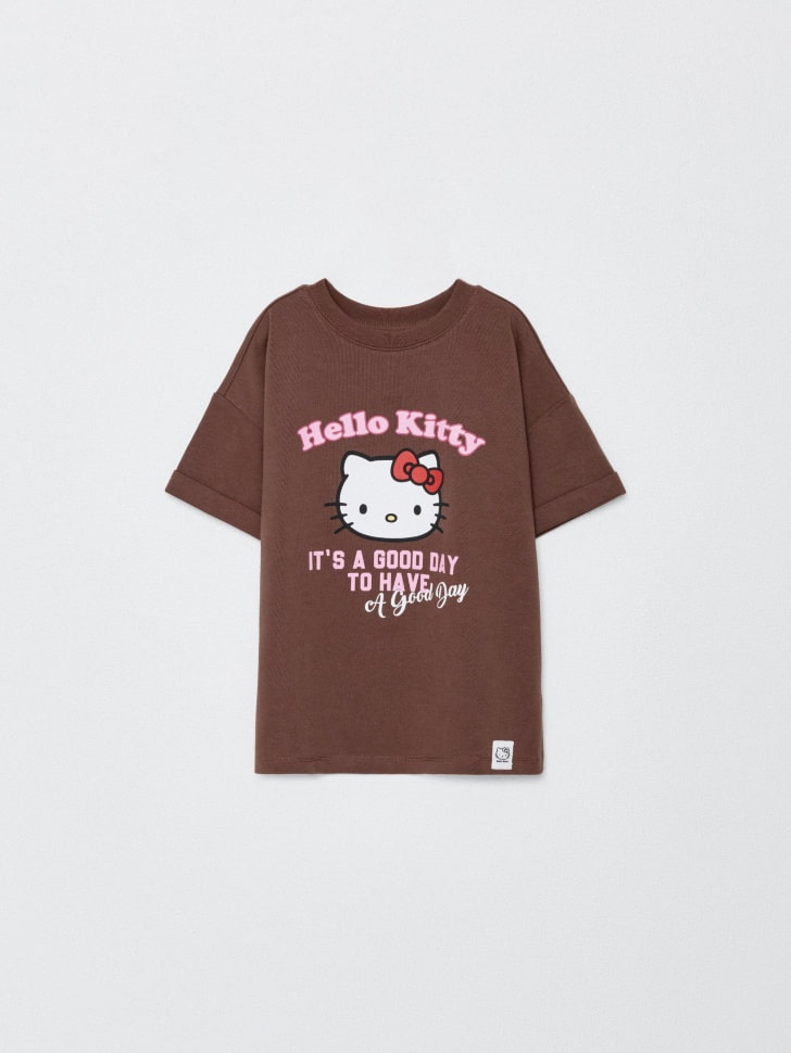 Футболка с принтом Hello Kitty для девочек. Фото №3