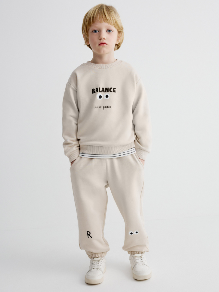 свитшот с принтом для мальчиков от бренда sela вид слева