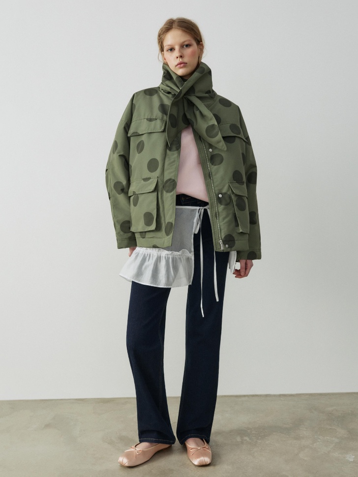 куртка с шарфом из линейки  young из россии вид сбоку