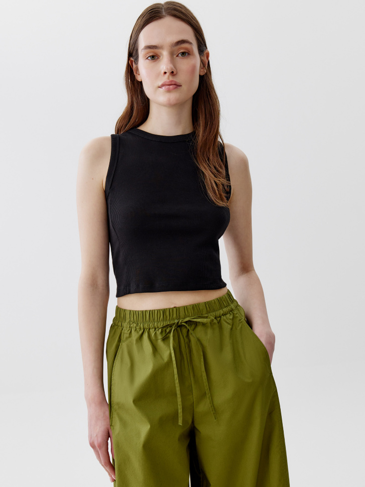 Укороченный приталенный топ Sela, черный, арт. 52022