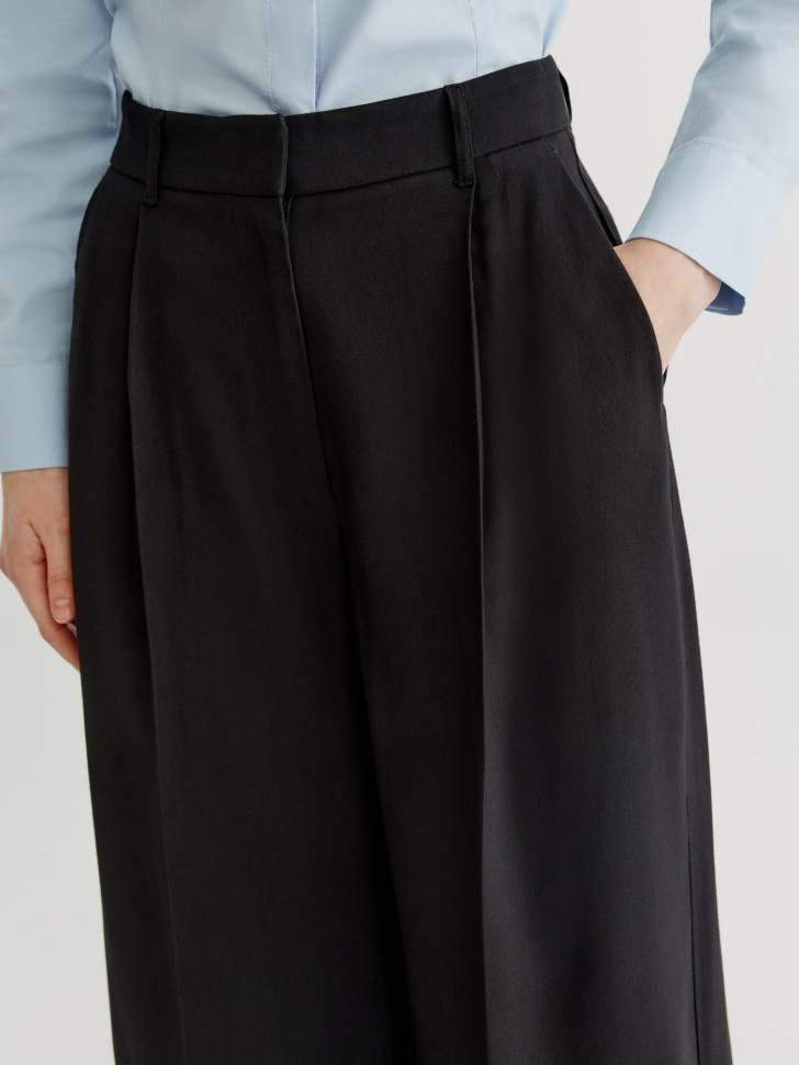 Товар с артикулом 4610517581372 вид сзади