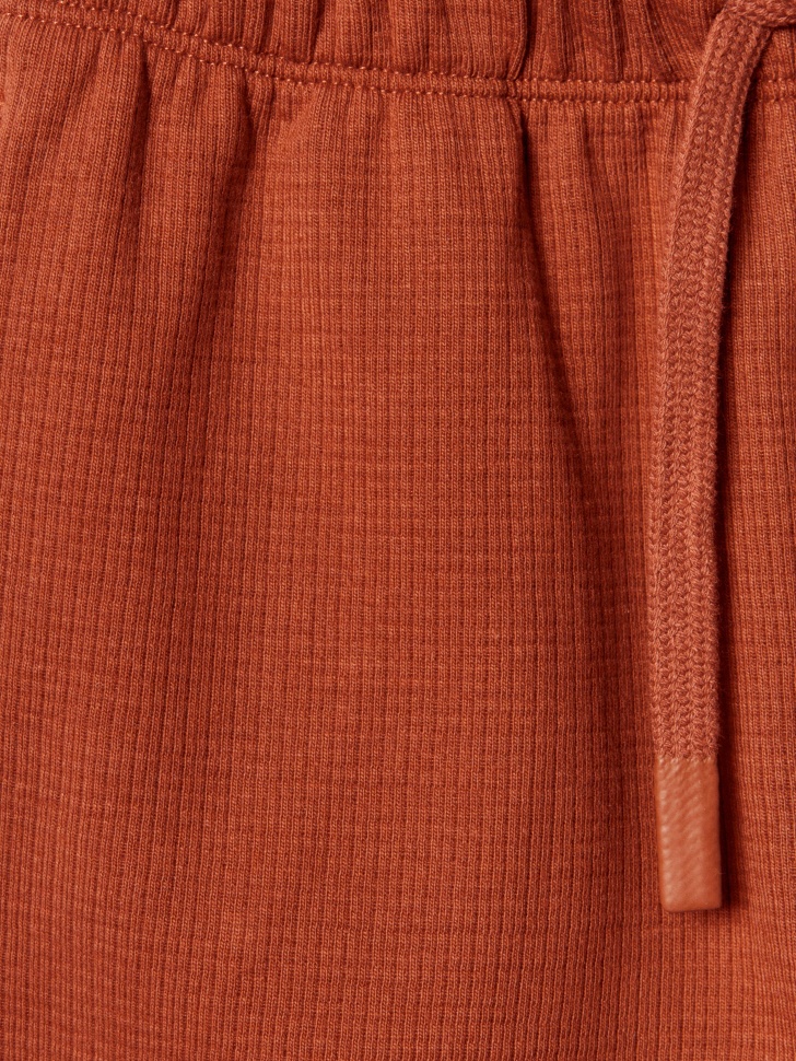 шорты из фактурного трикотажа для мальчиков по цене 1499 руб вид справа