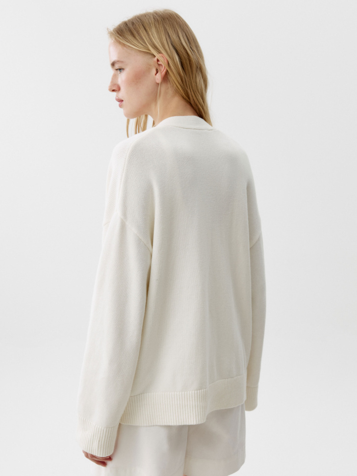 вязаный кардиган оверсайз по цене 3599 руб вид справа