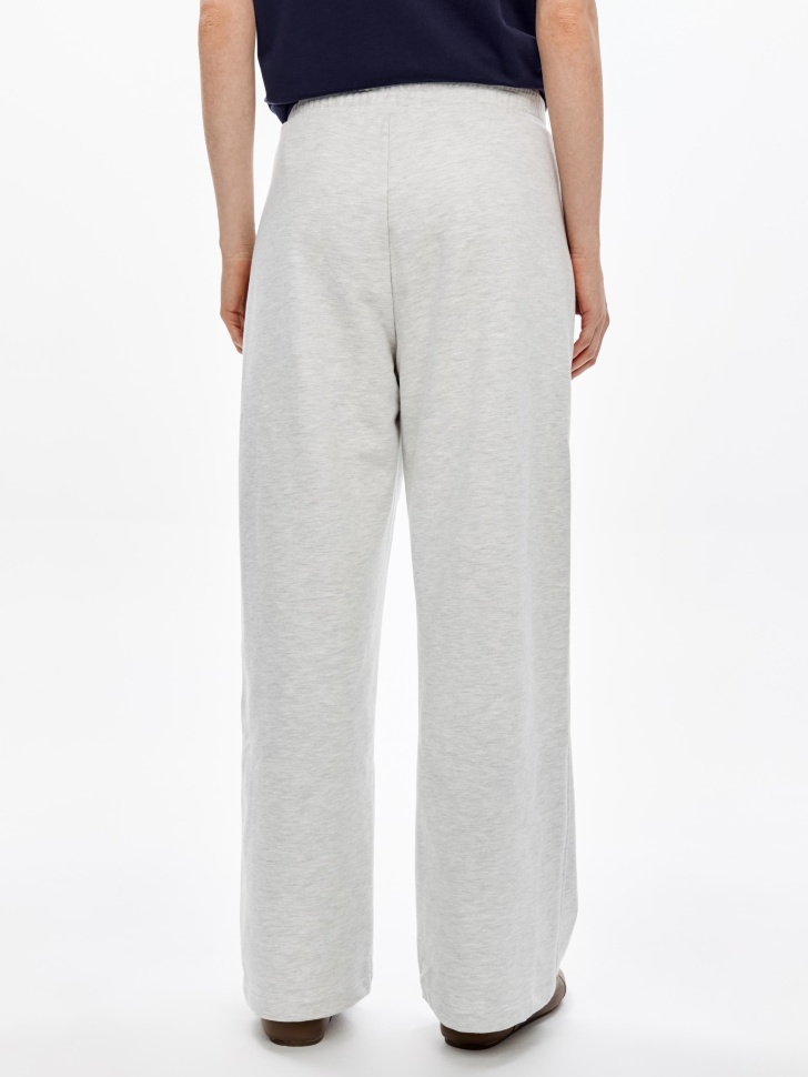 брюки прямые из футера с потайным карманом из россии вид сбоку