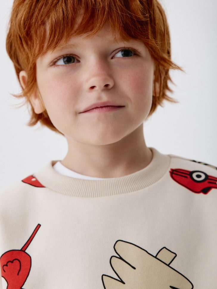 свитшот с новогодним принтом для мальчиков 4680798758428 в интернет магазине