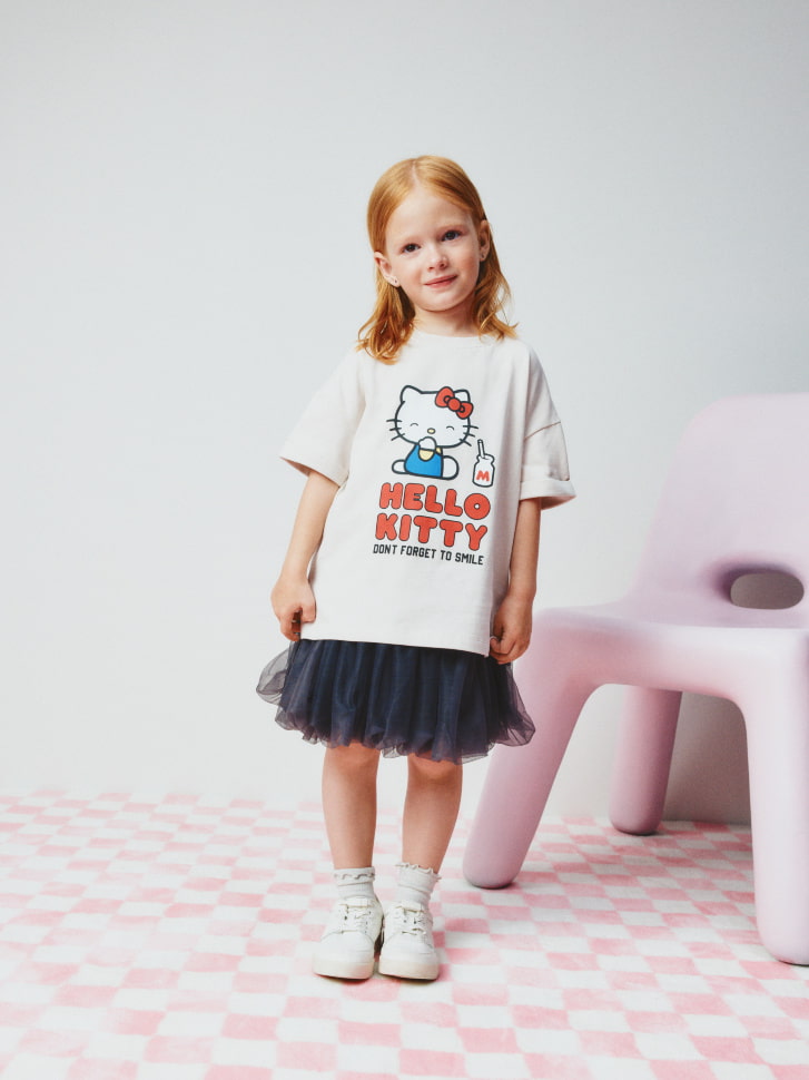 Футболка с принтом Hello Kitty для девочек