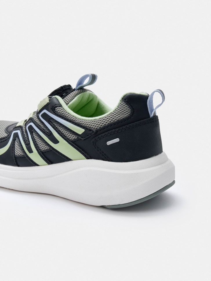 комбинированные кроссовки с застежкой boa для мальчиков из проверенных материалов спереди