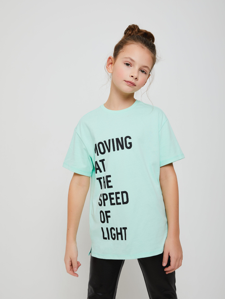 Удлиненная футболка с принтом для девочек (зеленый, 140/ 10-11 YEARS) sela 4603375289719 - фото 1
