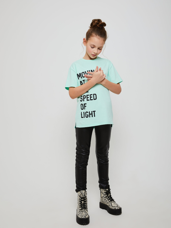 Удлиненная футболка с принтом для девочек (зеленый, 140/ 10-11 YEARS) sela 4603375289719 - фото 2