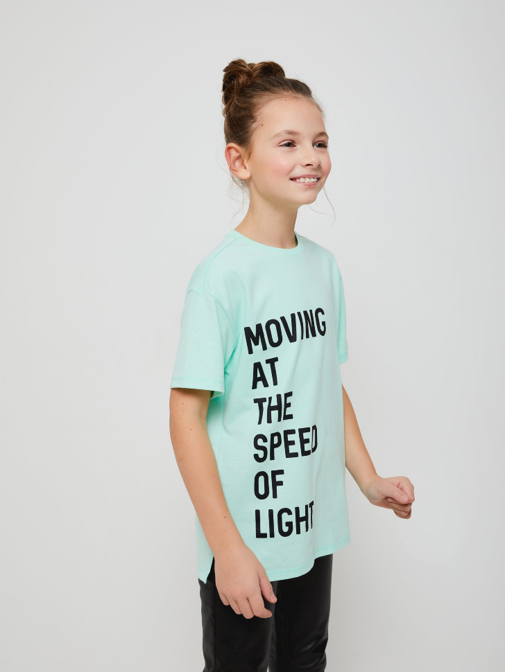 Удлиненная футболка с принтом для девочек (зеленый, 140/ 10-11 YEARS) sela 4603375289719 - фото 3