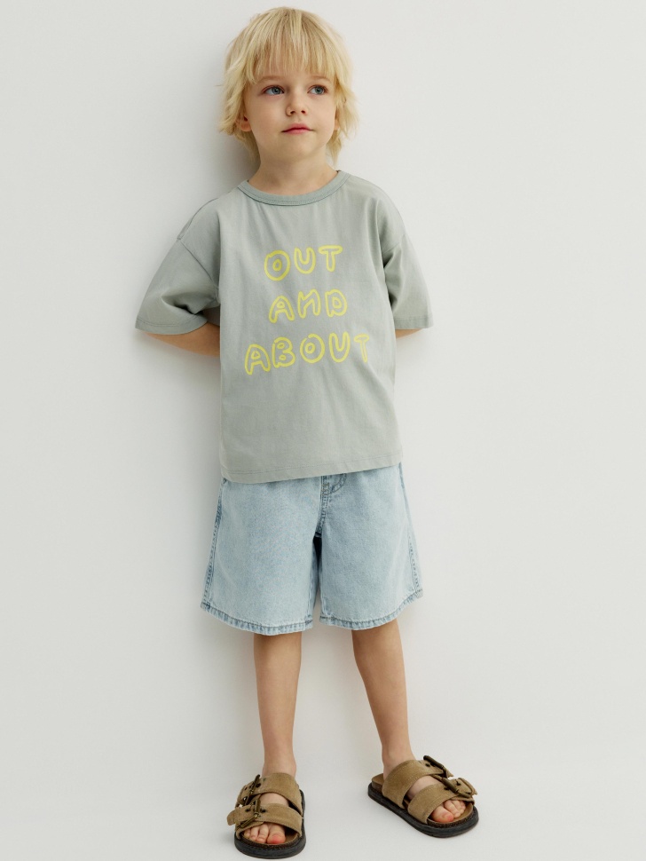 футболка с принтом для мальчиков от бренда sela вид слева