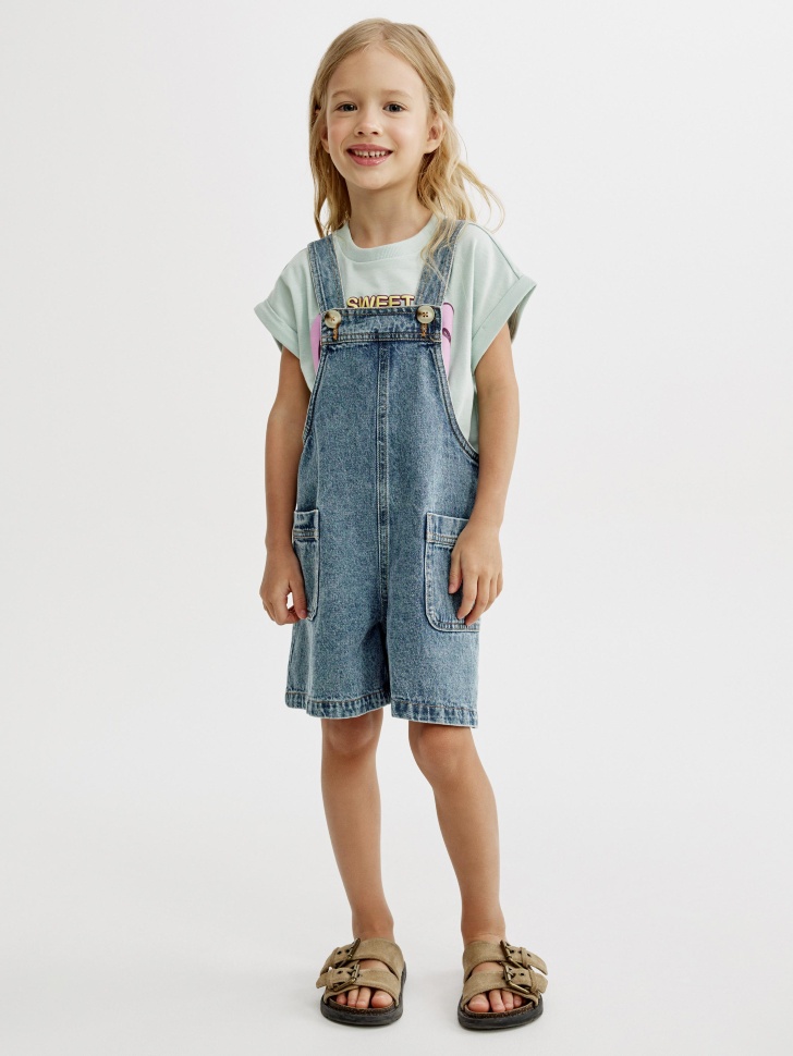 джинсовый комбинезон для девочек от бренда sela вид слева