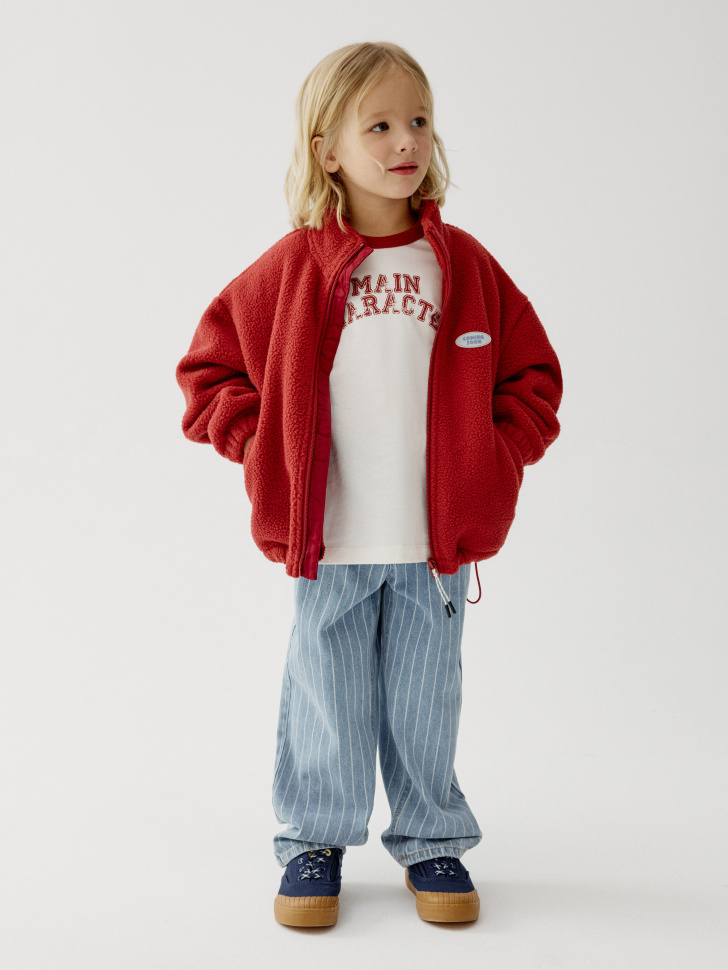 флисовая толстовка с патчем детская от бренда sela вид слева