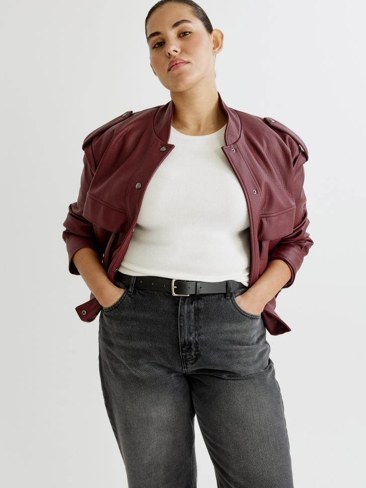 джинсы 403 straight fit по цене 3599 руб вид справа