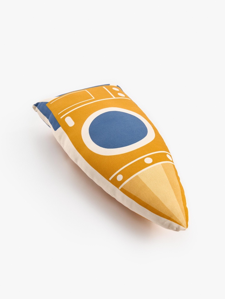 декоративная подушка детская от бренда sela вид слева