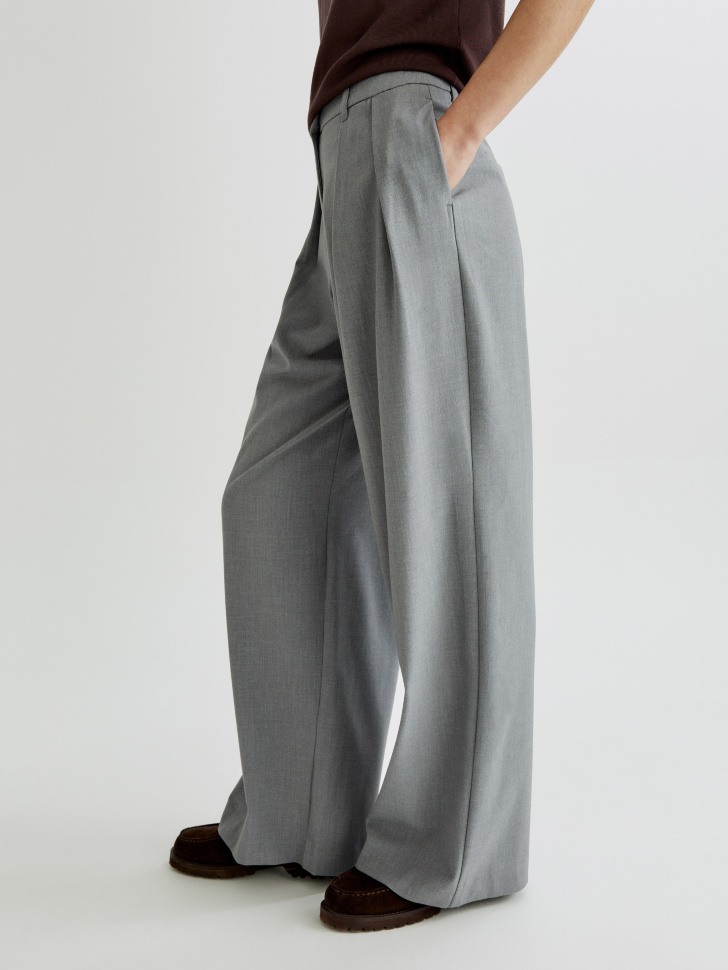 костюмные широкие брюки с меланж эффектом из россии вид сбоку