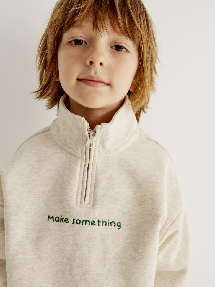 Утепленная толстовка с вышивкой детская 1899₽