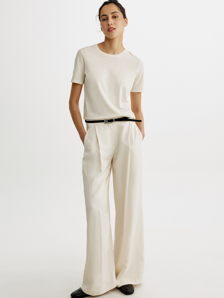 футболка из смесового лиоцелла и хлопка из россии вид сбоку