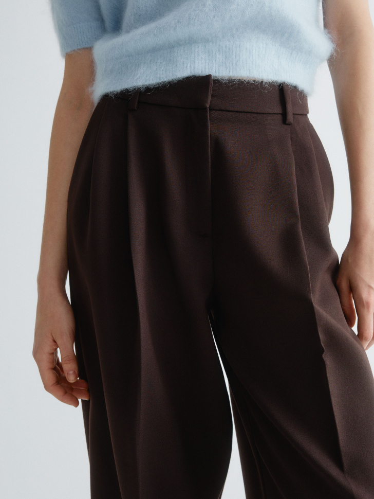 широкие брюки из костюмной ткани 4610517231628 с промокодом