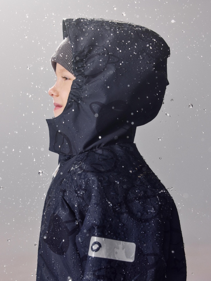 демисезонный комбинезон из технологичной мембранной ткани drytex® для мальчиков от бренда sela вид слева