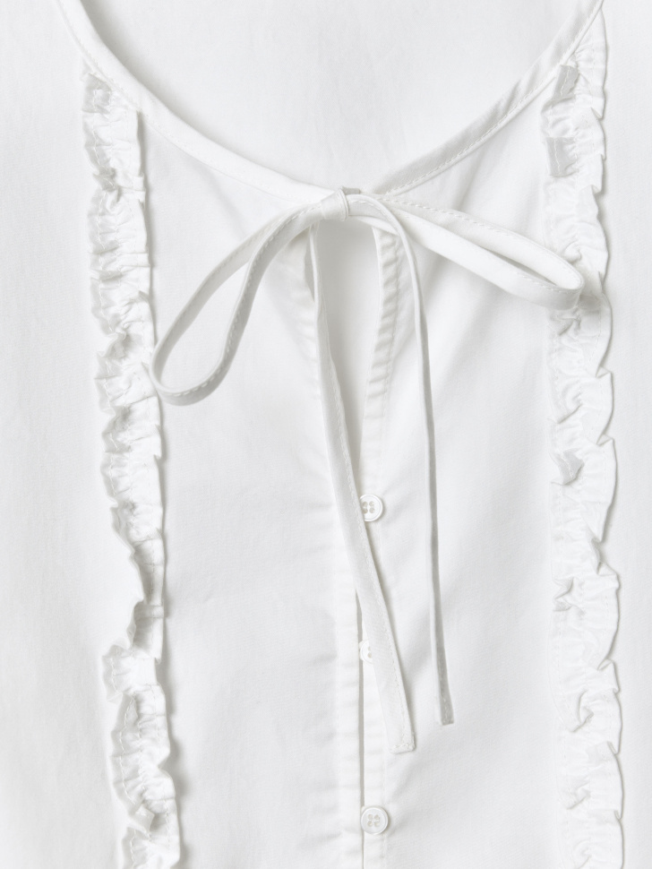 укороченная блузка с коротким рукавом из линейки  young из хлопка спереди