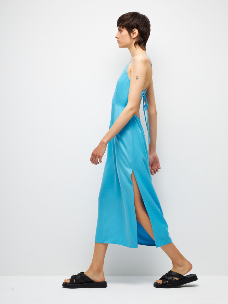 Сатиновое платье с вырезом на спине (голубой, S) sela 4680129487607 - фото 2
