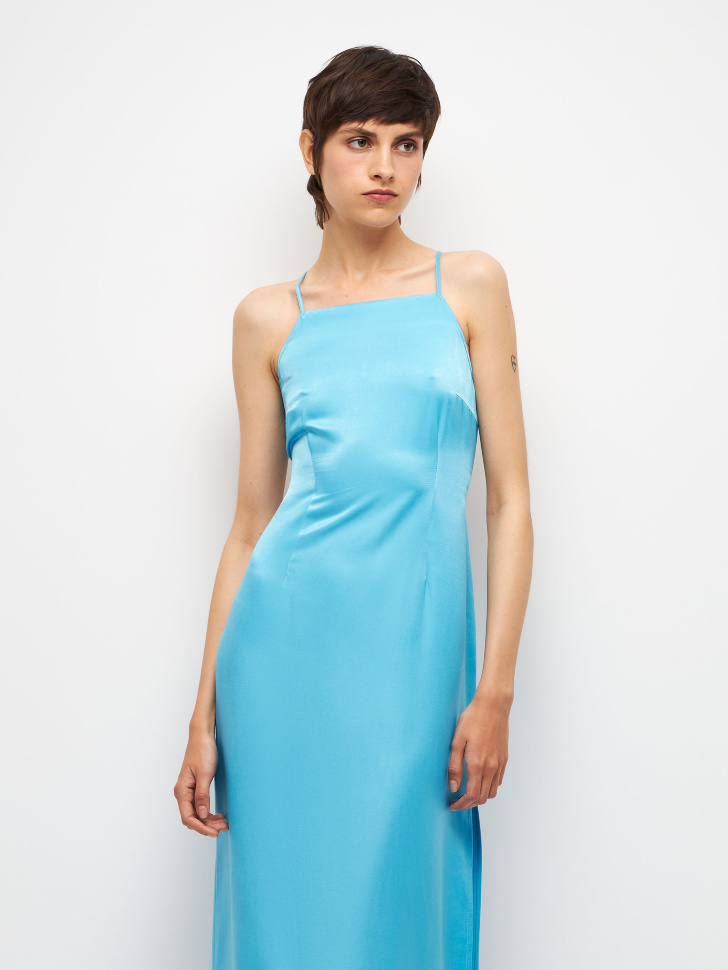 Сатиновое платье с вырезом на спине (голубой, S) sela 4680129487607 - фото 3