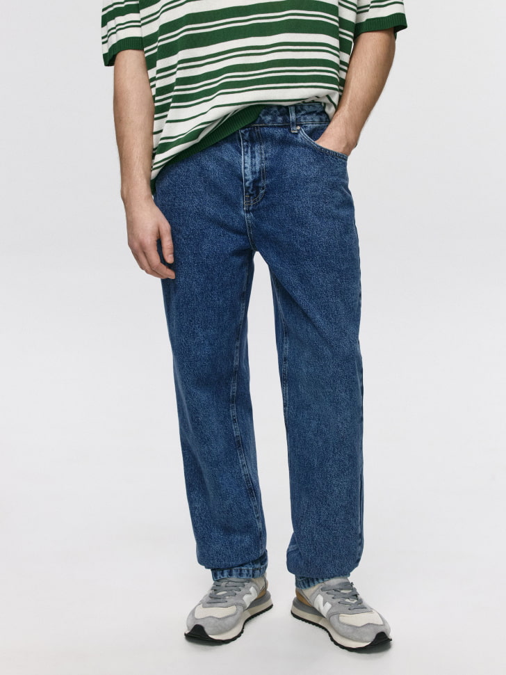 

Джинсы STRAIGHT FIT со средней посадкой