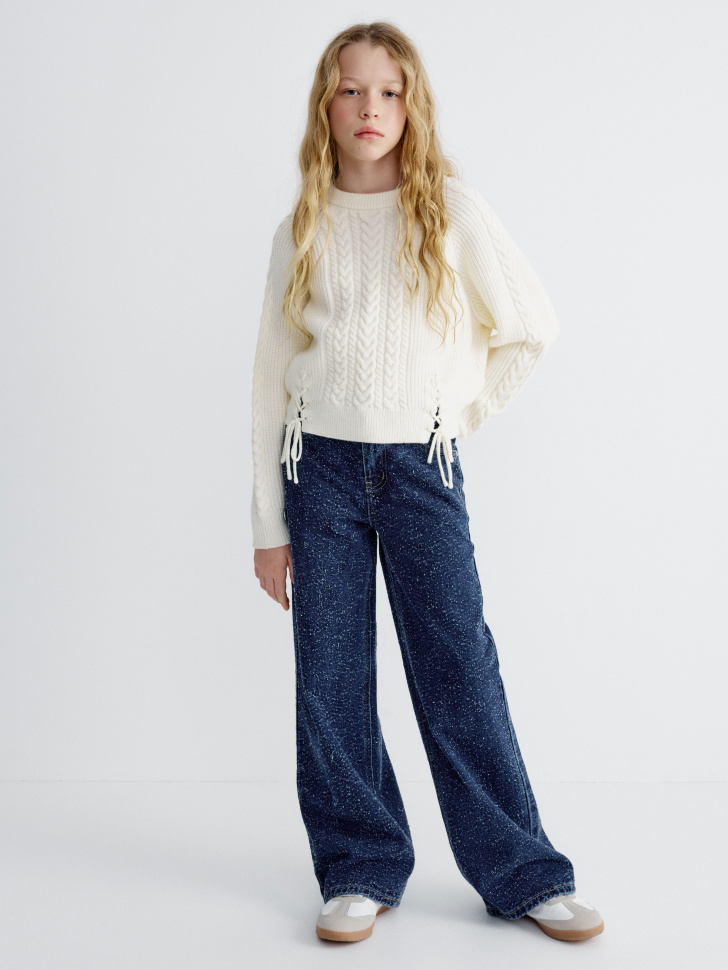 вязаный джемпер с декоративной шнуровкой для девочек от бренда sela вид слева