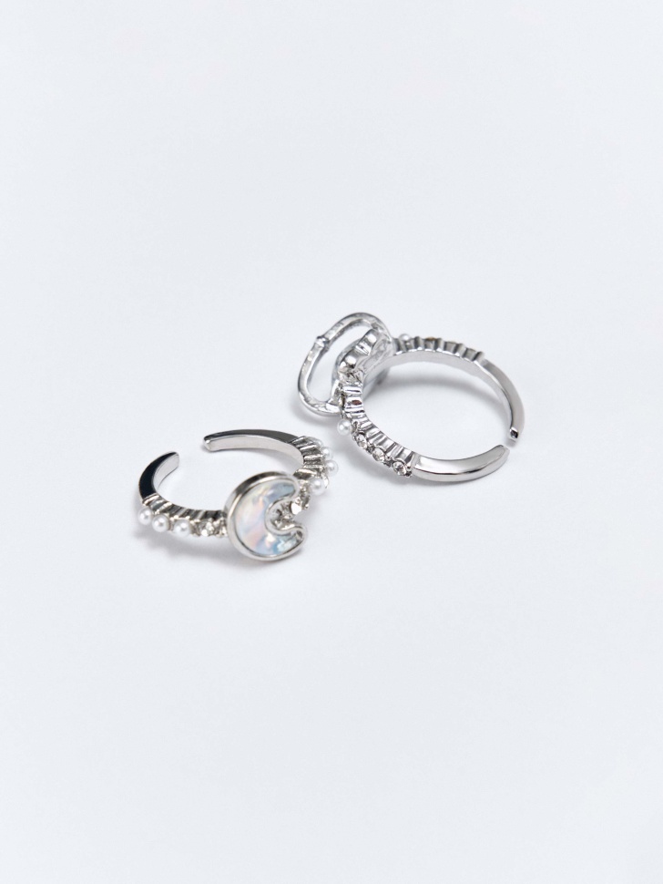 набор колец для девочек от бренда sela вид слева