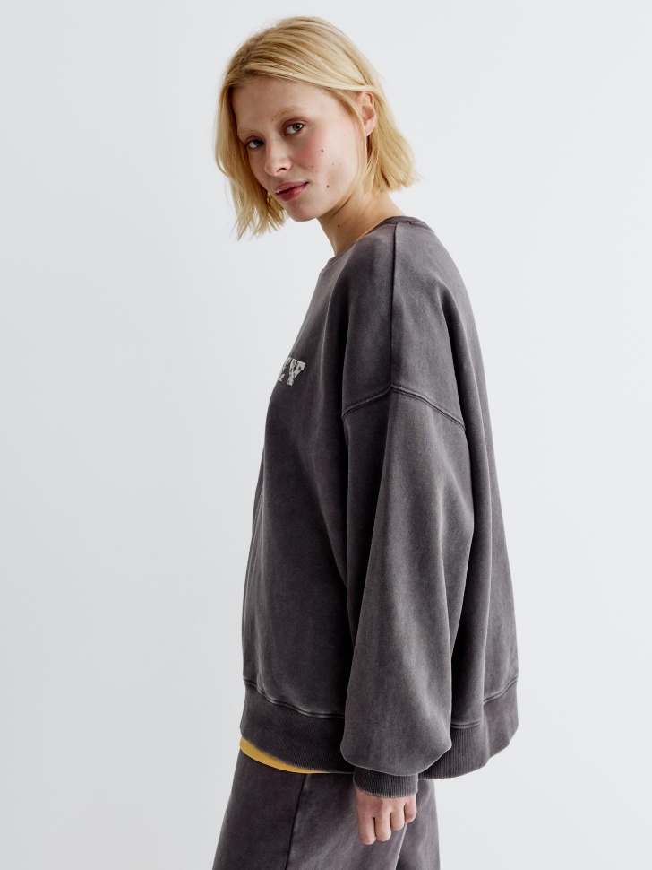 свитшот оверсайз с принтом  x союзмультфильм по цене 3999 руб вид справа