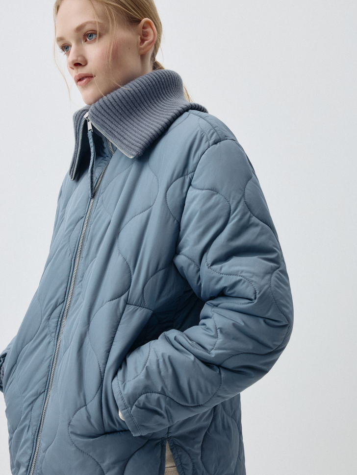 

Стеганая куртка с трикотажным воротником