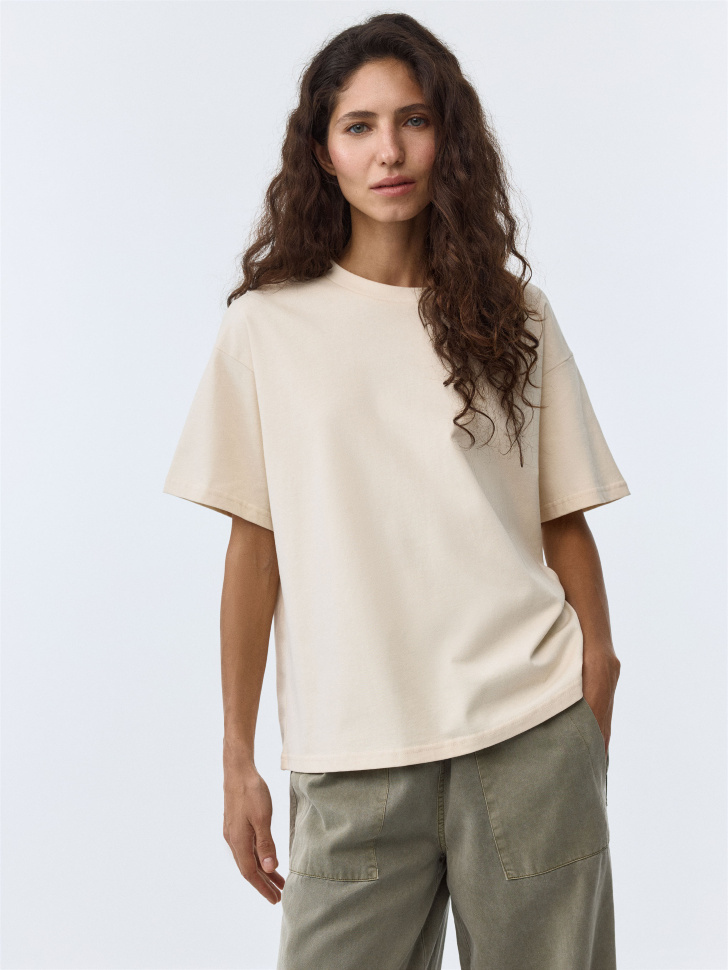 

Футболка KATE OVERSIZE FIT