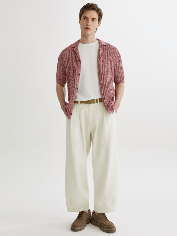 вязаное поло на пуговицах от бренда sela вид слева