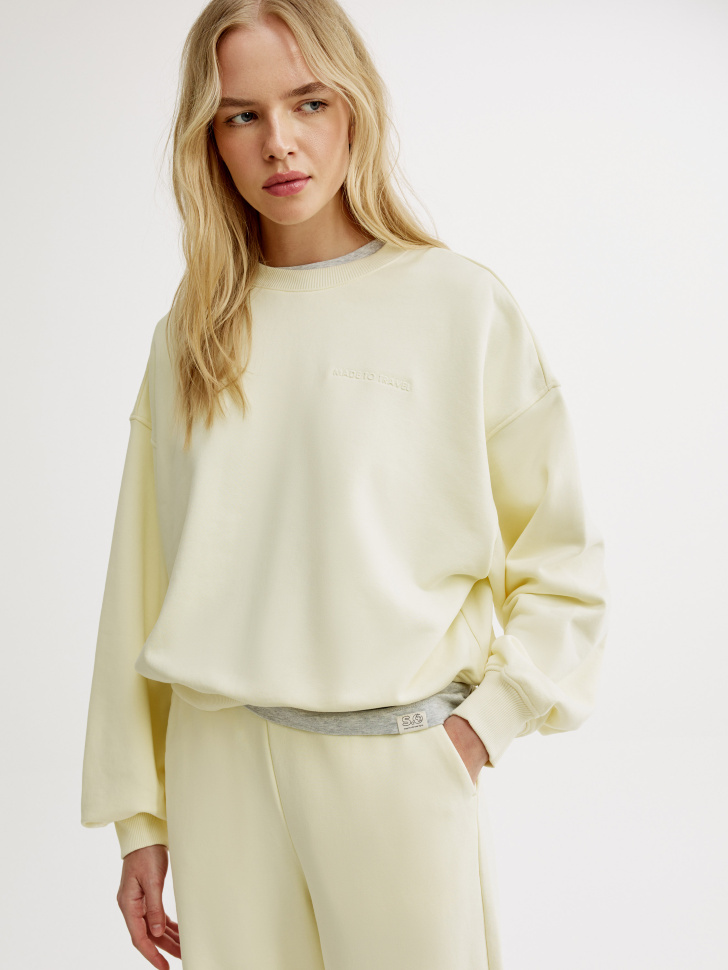 свитшот оверсайз с принтом из футера 4610517994929 фотография