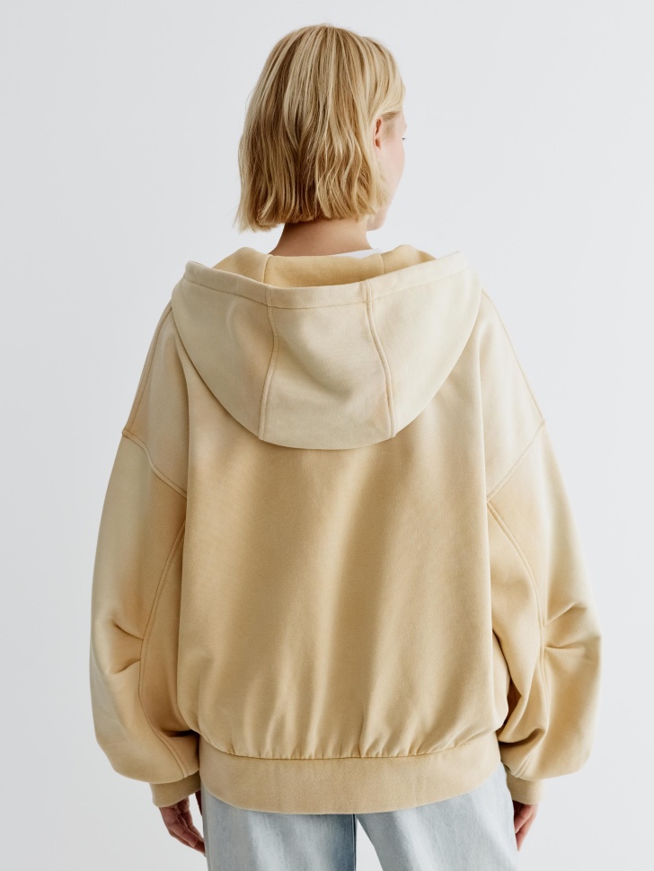 зип-худи оверсайз с эффектом кислотной стирки и спрея по цене 4999 руб вид справа