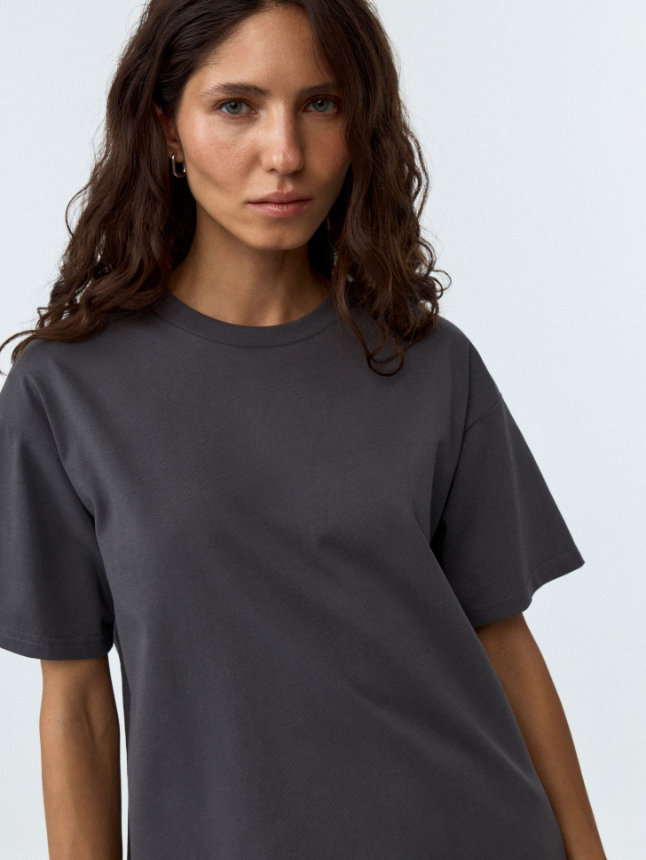 

Футболка KATE OVERSIZE FIT