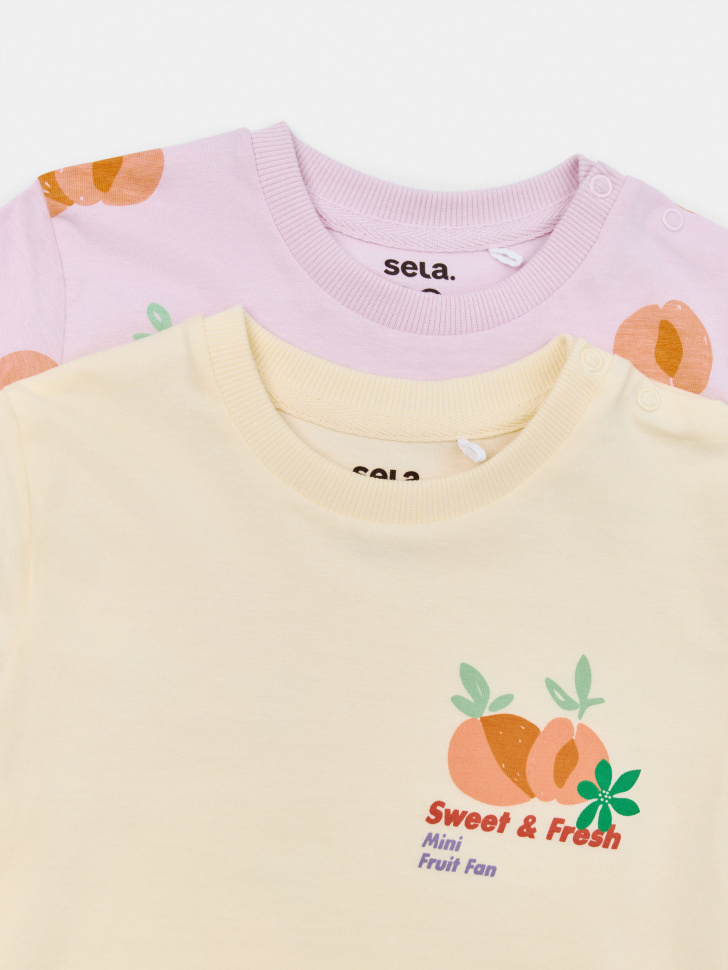 набор из 2 футболок для малышей от бренда sela вид слева