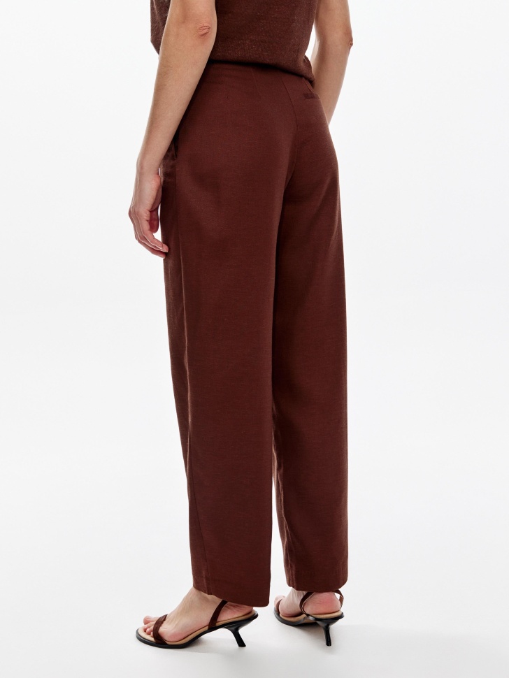 укороченные брюки из смесовой вискозы со льном по цене 3599 руб вид справа