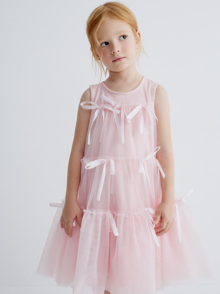 Новогодное ярусное платье с бантиками для девочек 2799₽