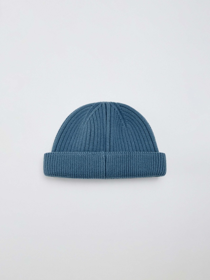 укороченная шапка-бини в рубчик 4610517219565 в интернет магазине