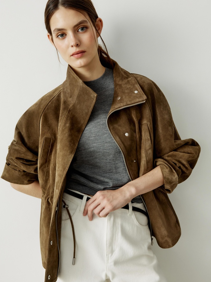 Товар с артикулом 4640611033675 вид сзади