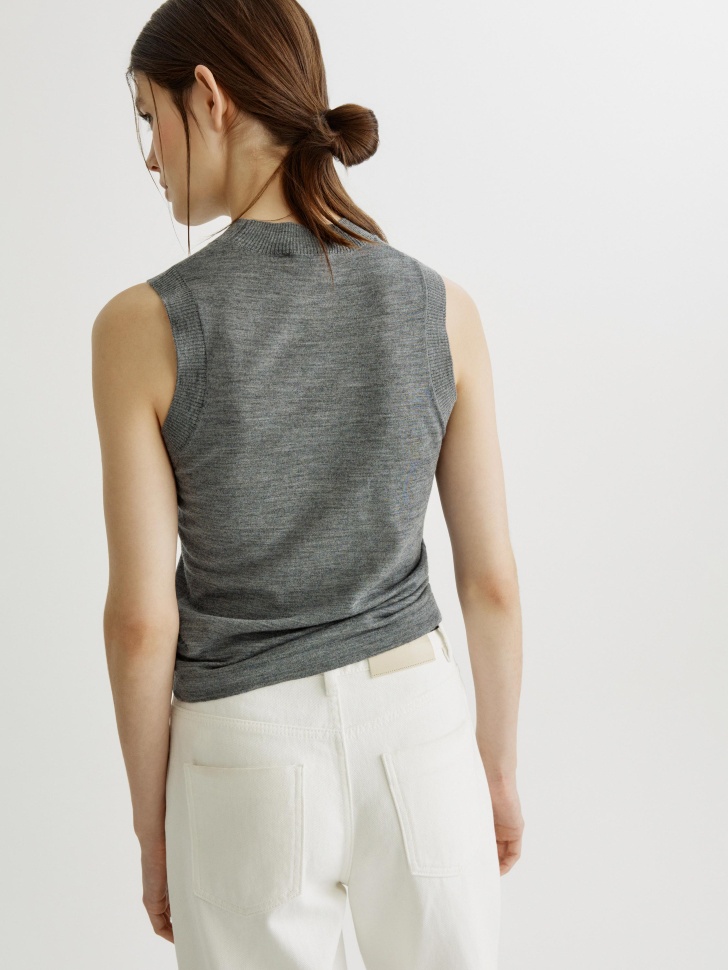 вязаный топ из шерсти премиум качества по цене 4599 руб вид справа